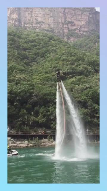为大热美剧《最后生还者》制作片头，中国女设计师摘得第75届艾美奖